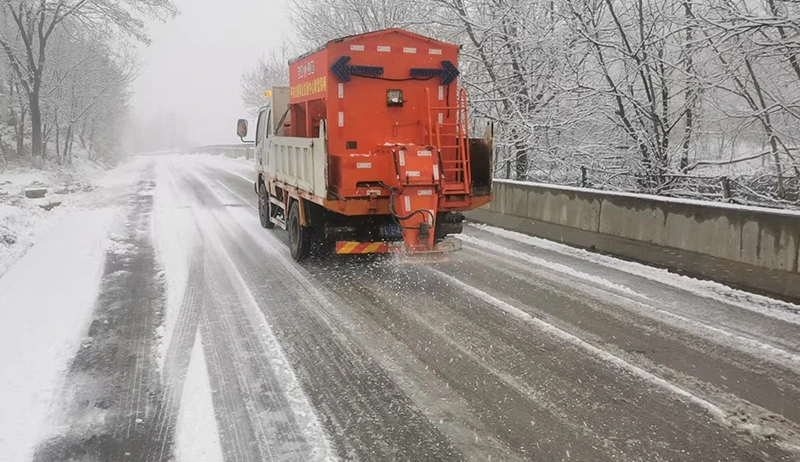 Applications of Calcium Chloride for Road Snow Melting & Deicing